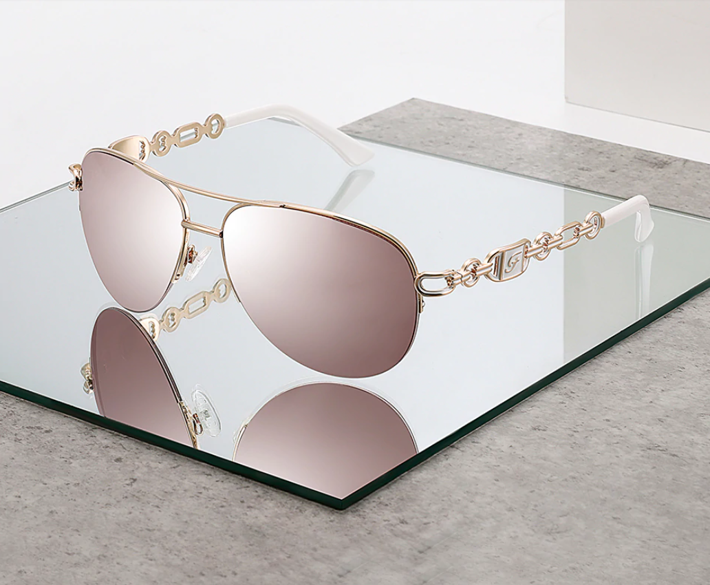 Women's Fashionable Pilot Sunglasses Vintage UV-400 Shades