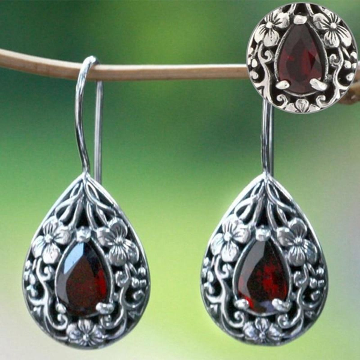 Water Droplet Pear Shaped Vintage Red Rhinestone Earrings