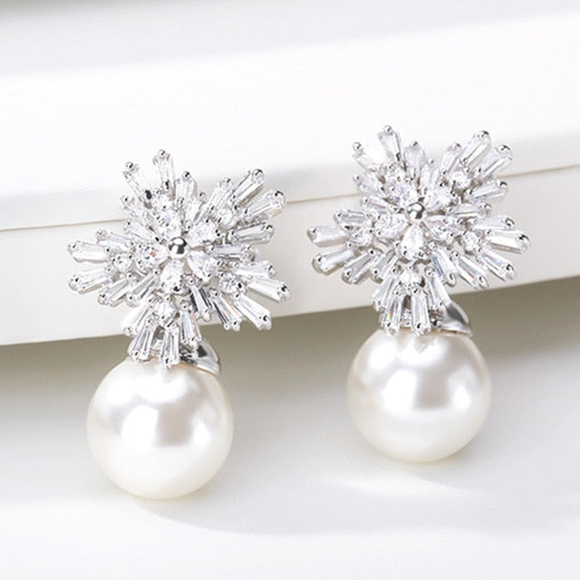 Snowflake Crystal Pearl Earrings