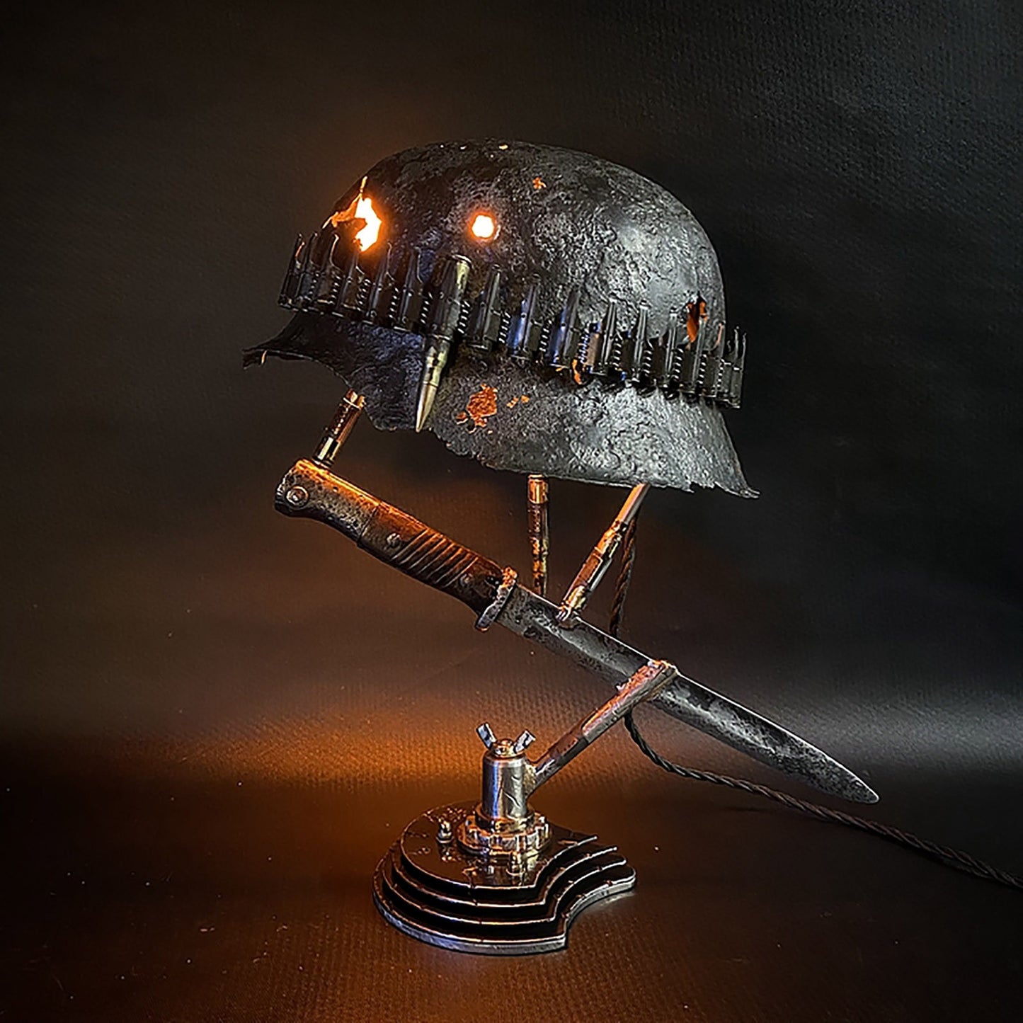 1Pcs War Relic Lamp Statue